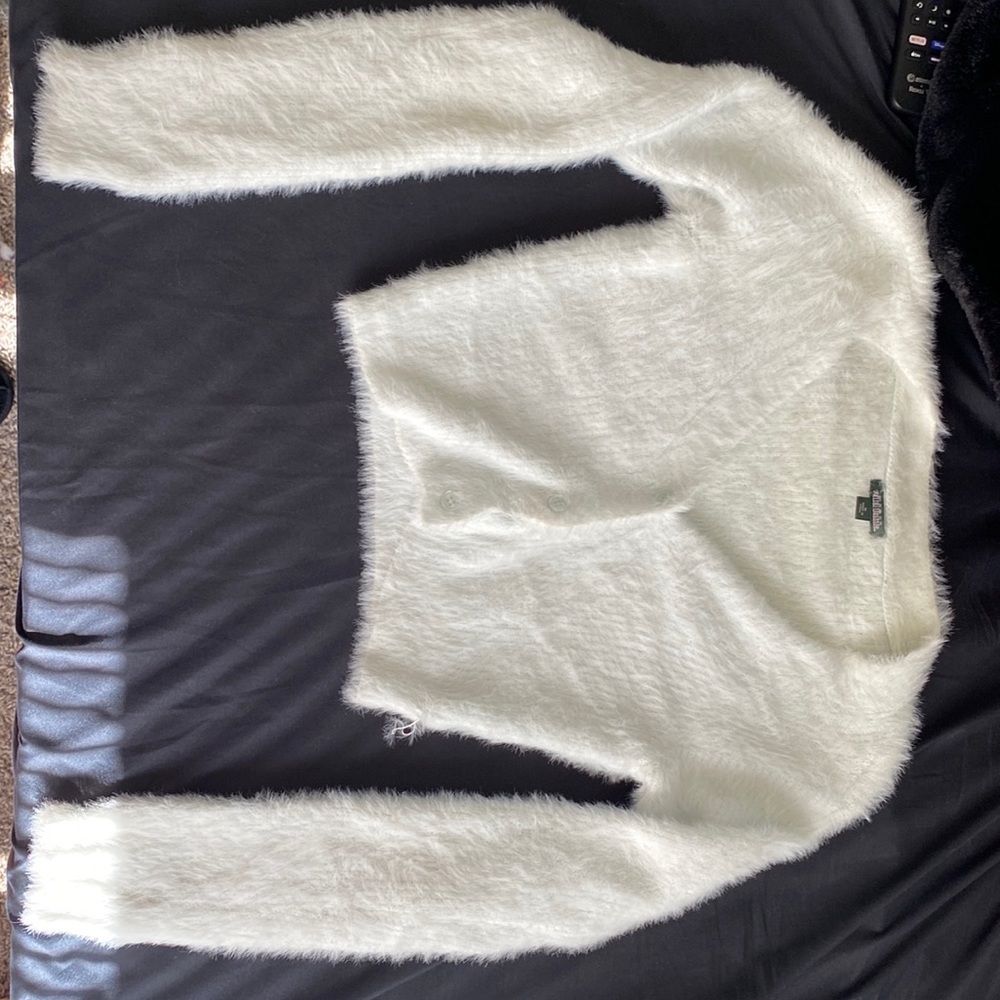 Blue white fuzzy crop top. Perfect for Texas winters